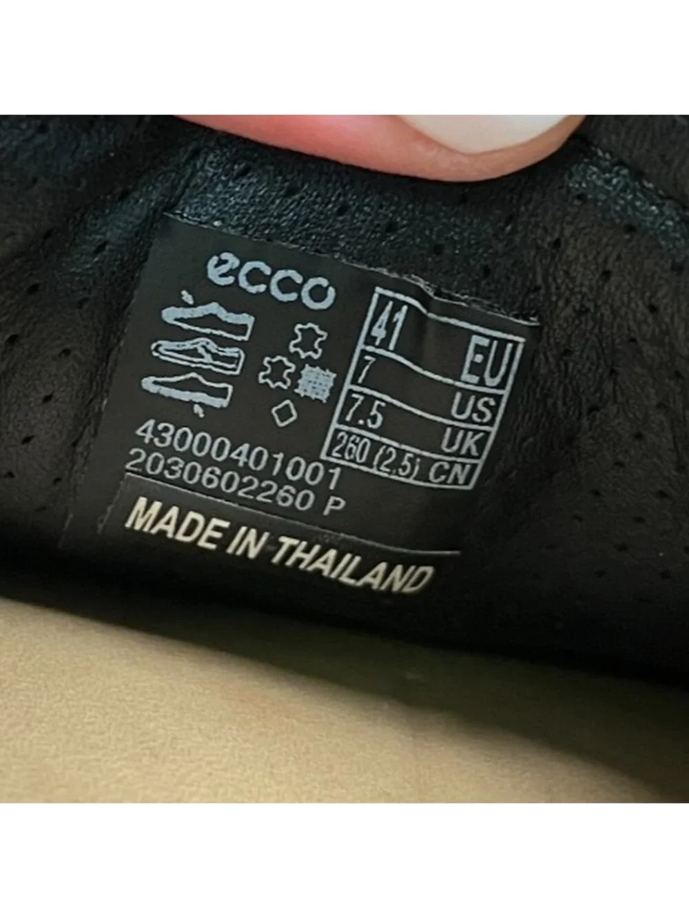 Ecco Soft 7 Mens Size 7 Black Casual Classic Leather Lace Up Shoes Sneakers